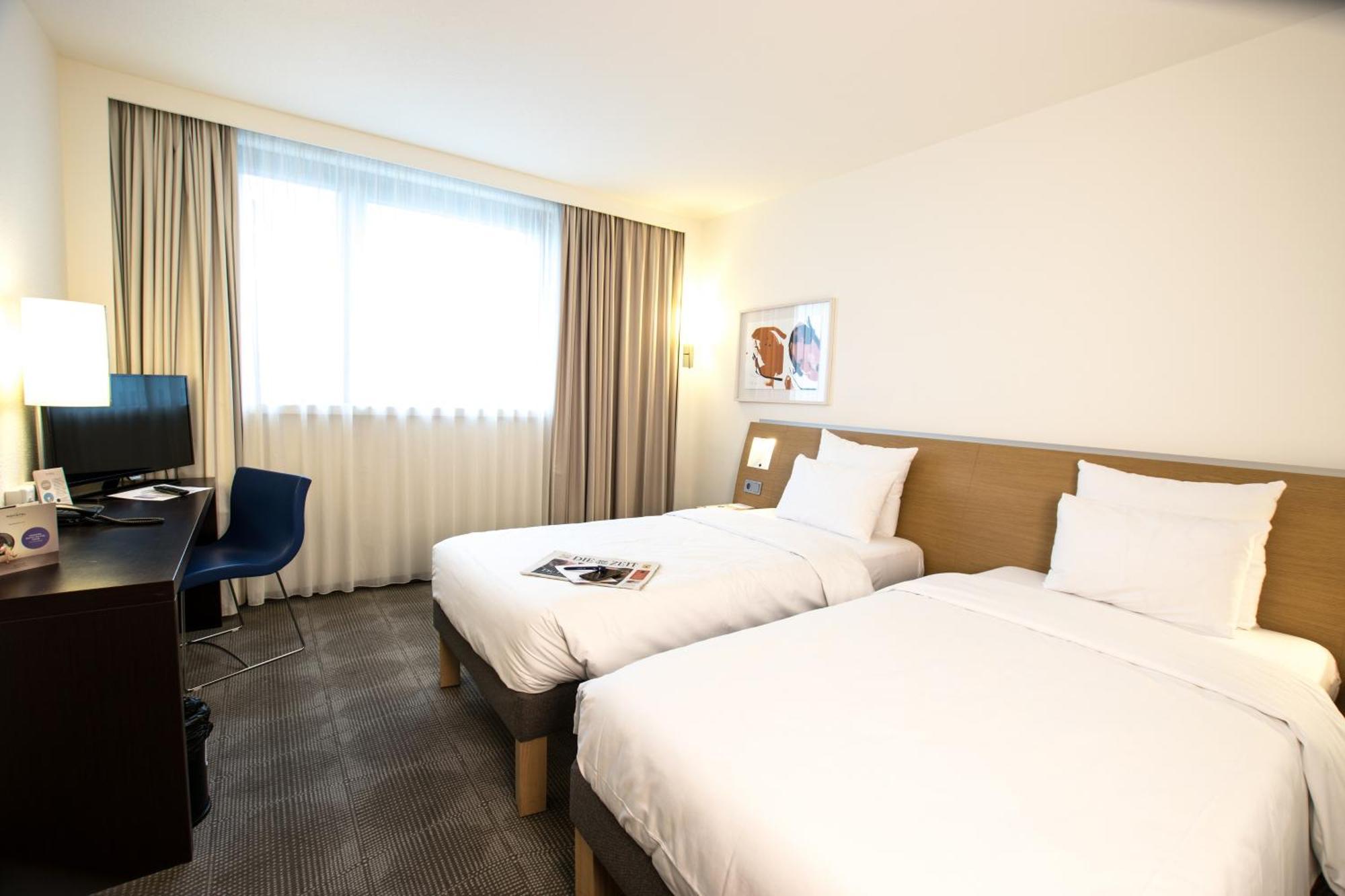 Novotel Frankfurt City Francoforte sul Meno Esterno foto