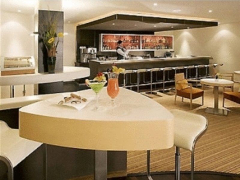 Novotel Frankfurt City Francoforte sul Meno Esterno foto